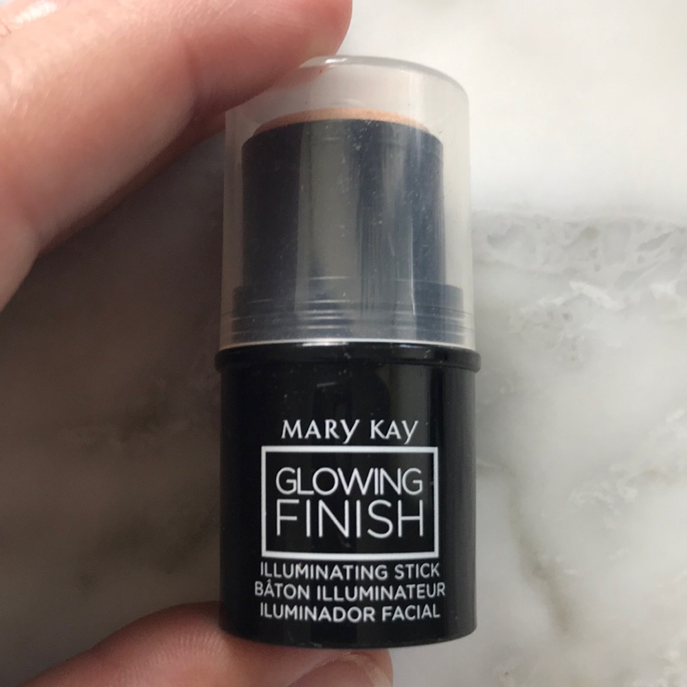 Mary Kay Glowing Finish (never used)